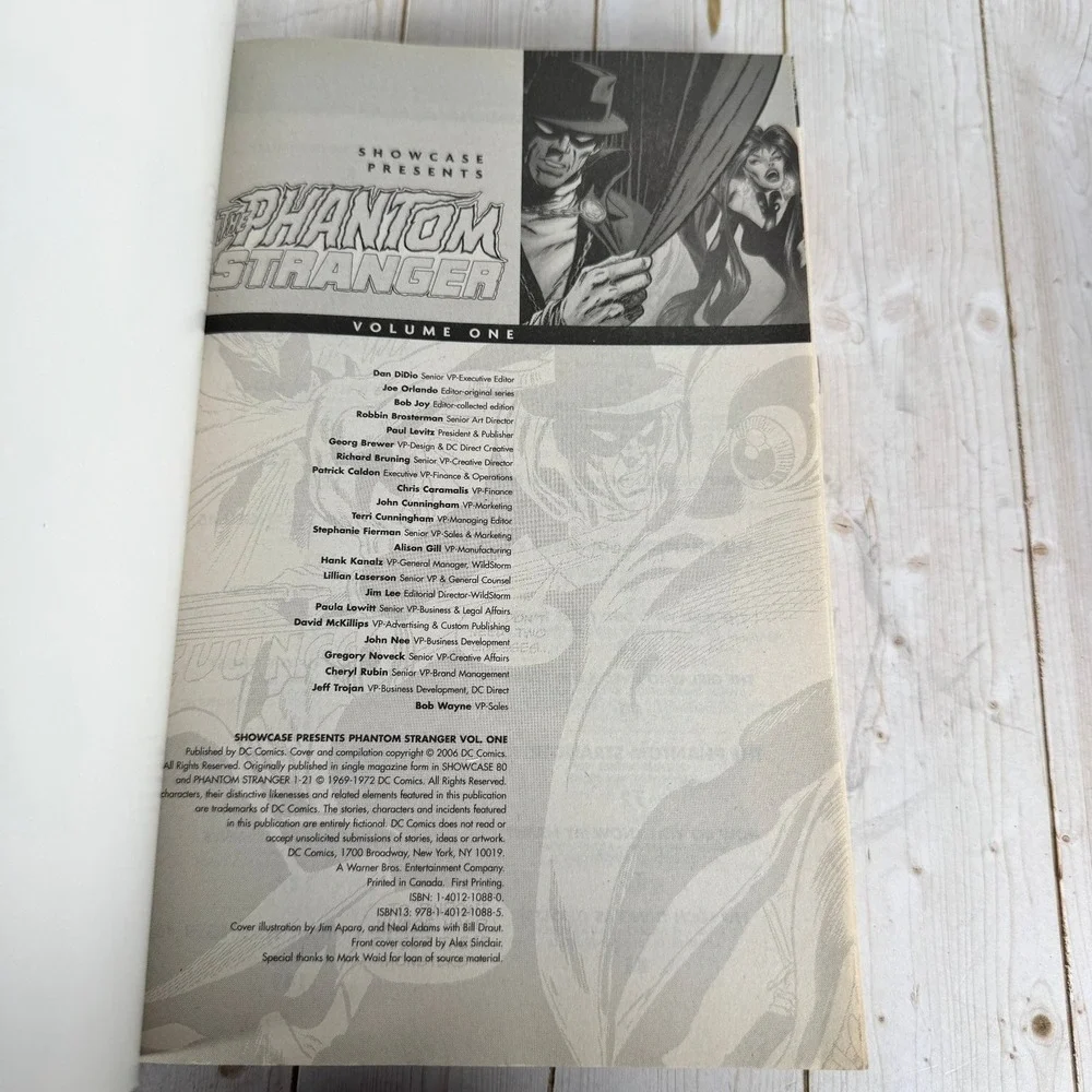 Showcase Presents The Phantom‎ Stranger Vol 1 DC Comics TPB 2006